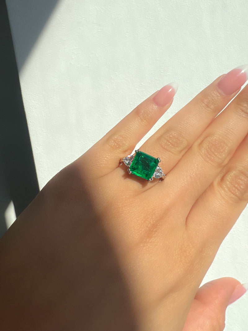 Vintage Colombian Emerald Ring