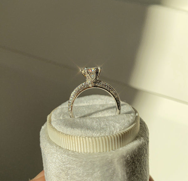 Allure | 1 CT Moissanite Sterling Silber Verlobungsring