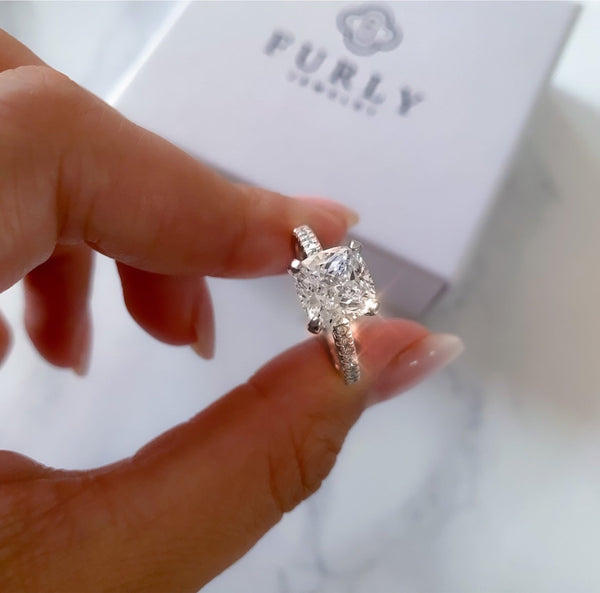 Classy  Ring