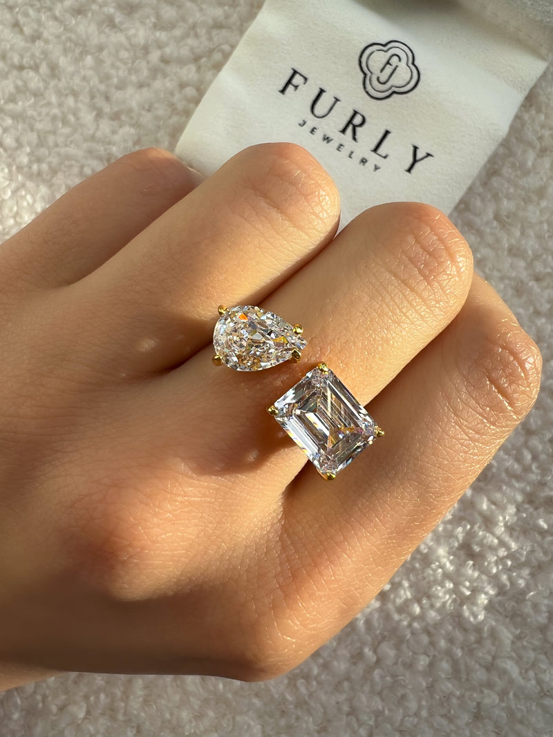 Emerald x Pear Cut Ring